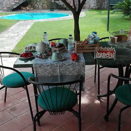 ベッド・アンド・ブレックファスト Sentiero Romantico エーボリ